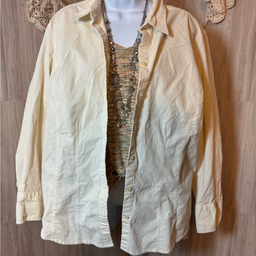 Eddie Bauer Cream Corduroy Casual Button Down Shirt